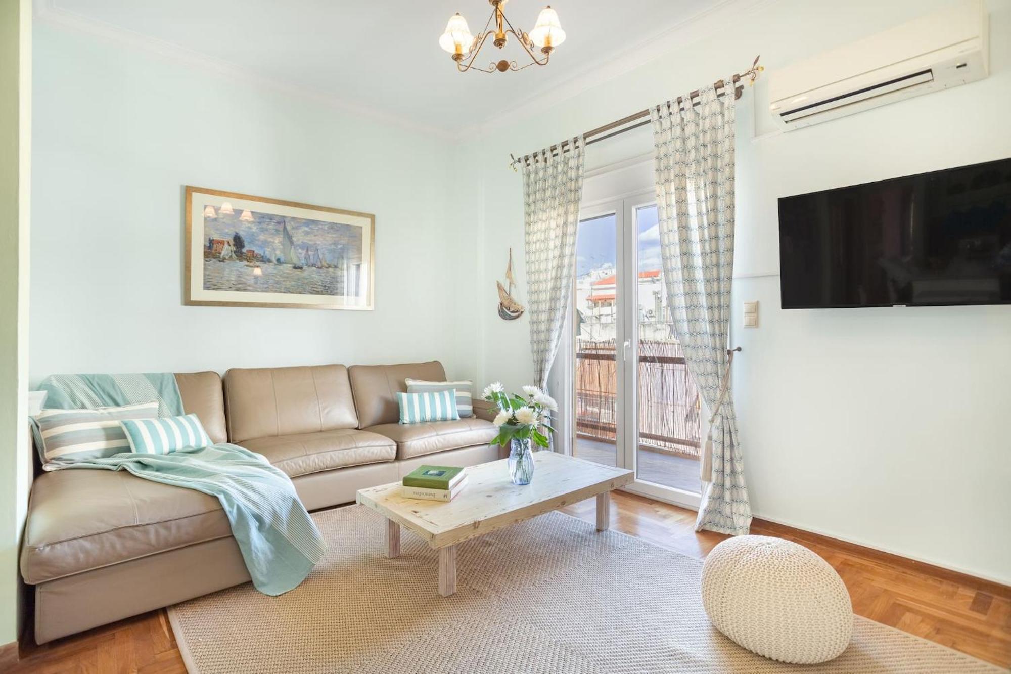 Bright, Calming Retreat With A Balcony Near Metro! Apartment Athens Exterior photo